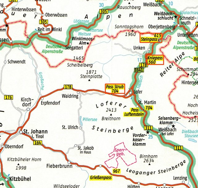 Berge und Pässe der Alpen